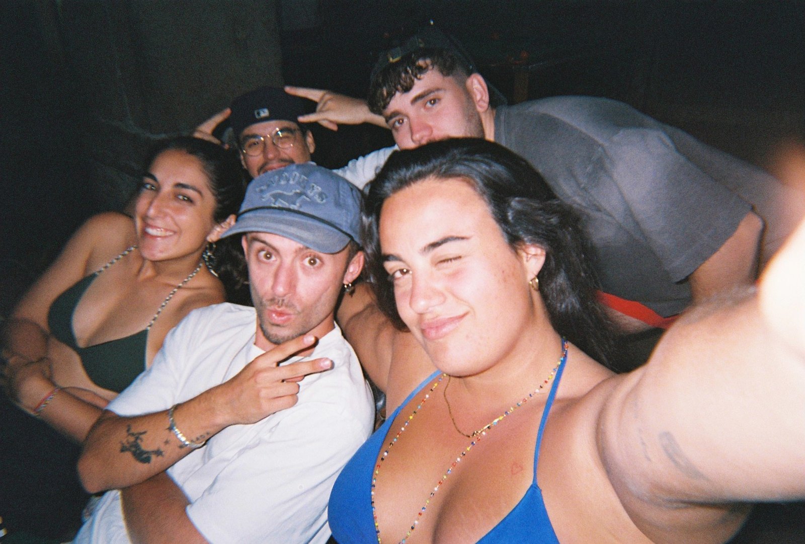 El grupo, noche de La Masía